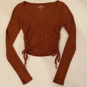 Hollister Side Cinch Long Sleeve Ribbed Baby Tee